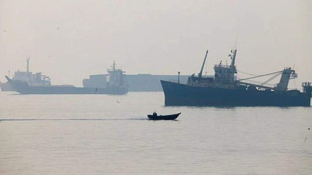 Strait of Hormuz Attack: 11 Indian Sailors Among 12 Injured After Projectile Hits Ship Near Oman; MEA Condemns Strike